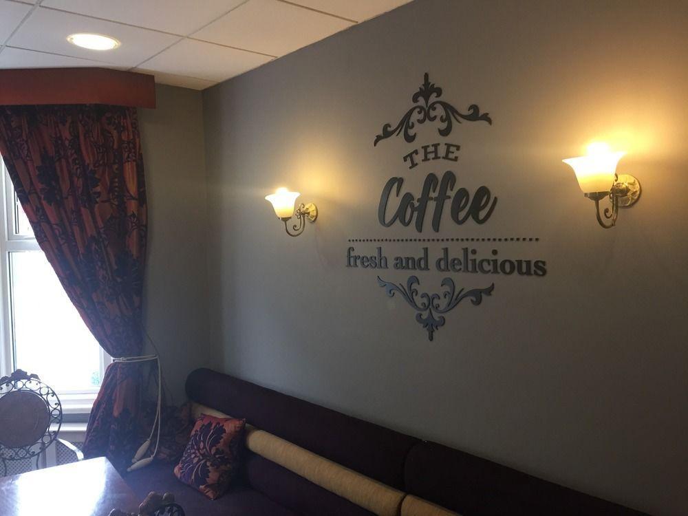Maitrise Hotel Wembley - London Екстер'єр фото